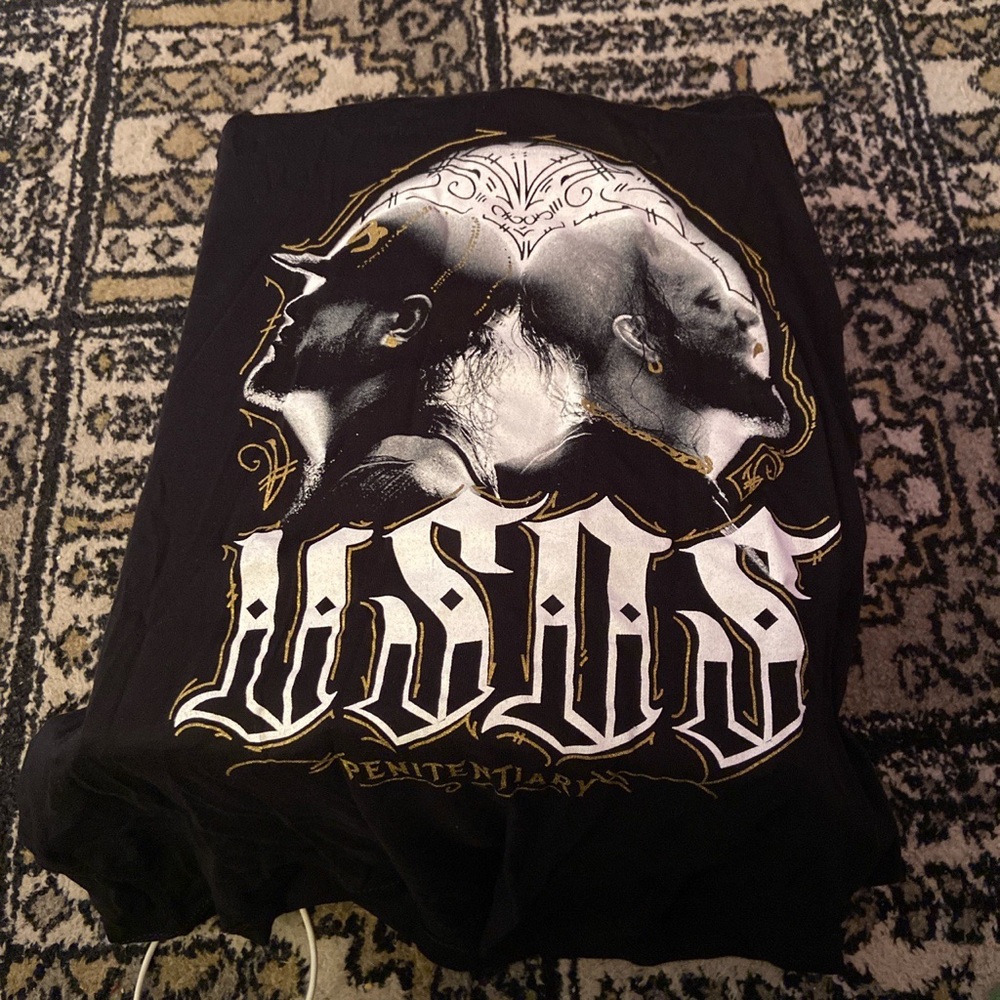 WWE Merch - Picture 2 of 4